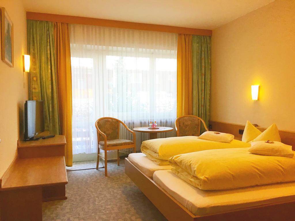 Zellerwirt Hotel 2*